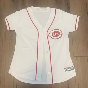 Size small women’s Cincinnati reds baseball jersey